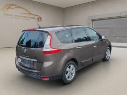 
										Grand Scénic 2.0 16V Expression X-Tronic CVT full									