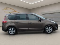 
										Grand Scénic 2.0 16V Expression X-Tronic CVT full									