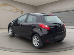 
										MAZDA 2 1.3i 16V Exclusive full									