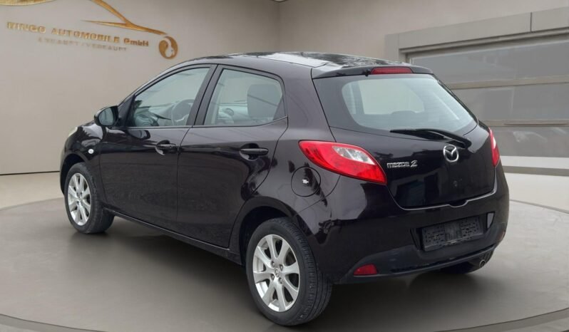 
								MAZDA 2 1.3i 16V Exclusive full									
