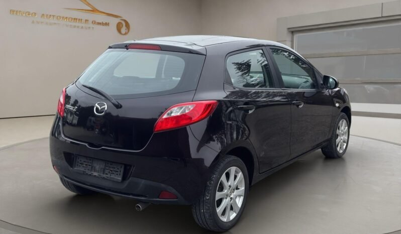 
								MAZDA 2 1.3i 16V Exclusive full									