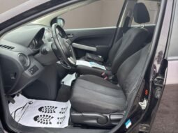 
										MAZDA 2 1.3i 16V Exclusive full									