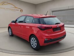 
										HYUNDAI i20 1.0 T-GDi Amplia DCT full									