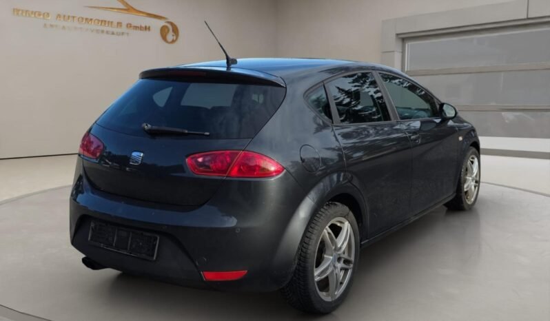 
								SEAT Leon 2.0 TSI FR DSG full									