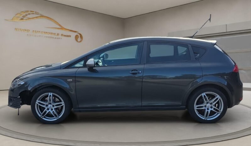 
								SEAT Leon 2.0 TSI FR DSG full									