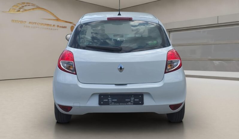 
								RENAULT Clio 1.2 16V Expression full									
