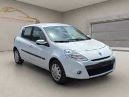 
										RENAULT Clio 1.2 16V Expression full									