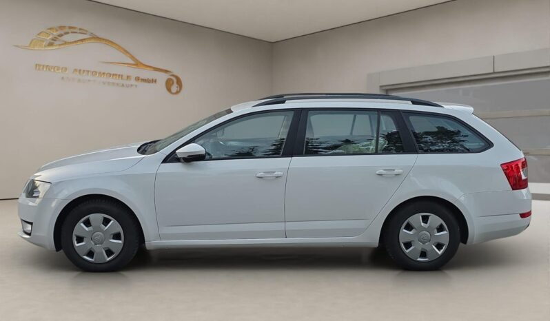 
								SKODA Octavia Combi 1.6 TDI Fresh 4×4 full									