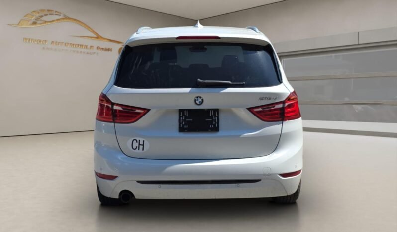 
								BMW 218d Gran Tourer full									