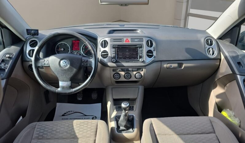
								VW Tiguan 2.0 TDI Track&Field full									