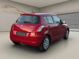 
										SUZUKI Swift 1.2i 16V GA full									
