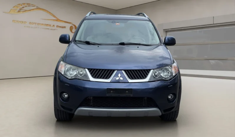 
								MITSUBISHI Outlander 2.4 Intense 4WD full									