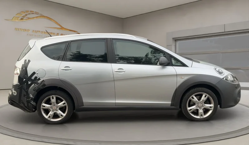 
								SEAT Altea XL Freetrack 2.0 TDI full									