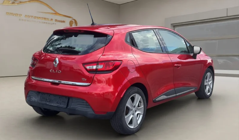 
								RENAULT Clio 0.9 12V Dynamique full									