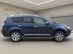 
										MITSUBISHI Outlander 2.4 Intense 4WD full									