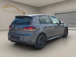 
										VW Golf 1.4 TSI Highline DSG full									