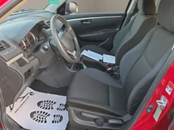 
										SUZUKI Swift 1.2i 16V GA full									
