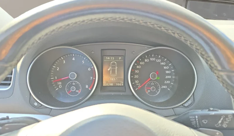 
								VW Golf 1.4 TSI Highline DSG full									