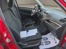 
										SUZUKI Swift 1.2i 16V GA full									