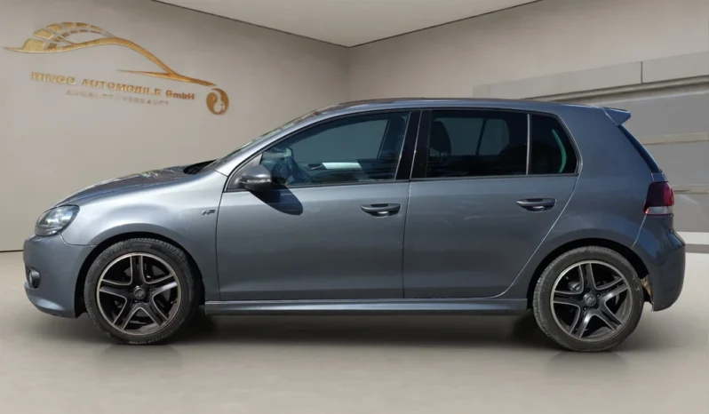 
								VW Golf 1.4 TSI Highline DSG full									