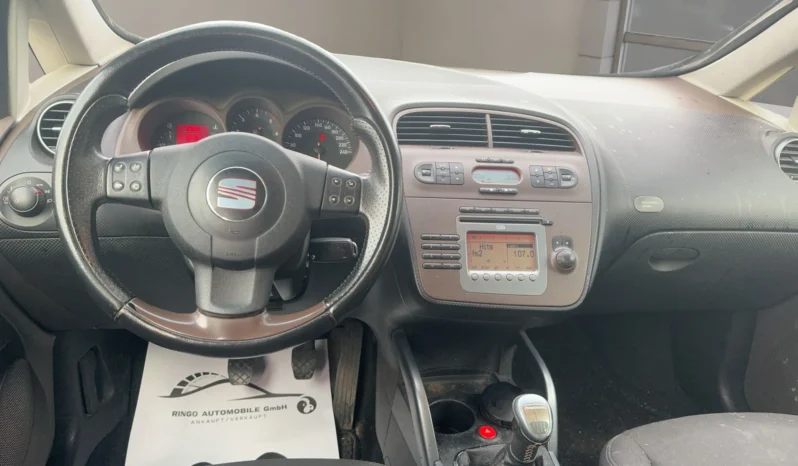 
								SEAT Altea XL Freetrack 2.0 TDI full									